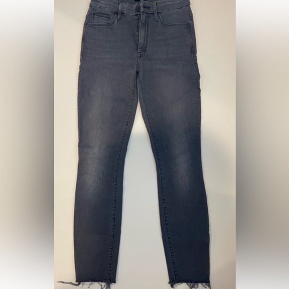 MOTHER DENIM High Waisted Looker
Ankle Fray Size 25 Color Lighting up Lanterns - Picture 2 of 7